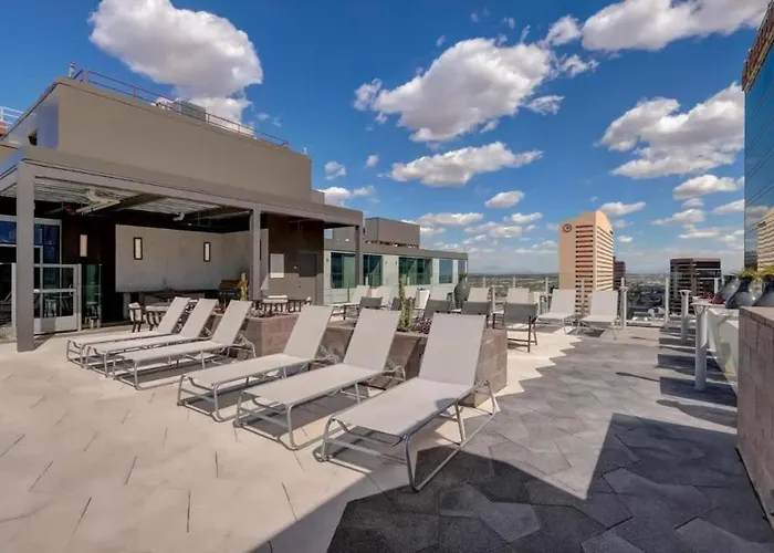 Boulevard Comfortable Downtown Highrise Stu Pool Parking & Gym 10a Phoenix