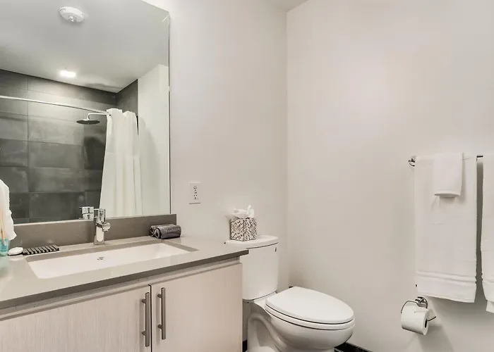 Boulevard Comfortable Downtown Highrise Stu Pool Parking & Gym 10a * Phoenix